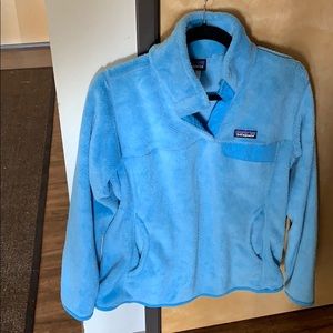 Patagonia 1/4 snap button fleece- blue